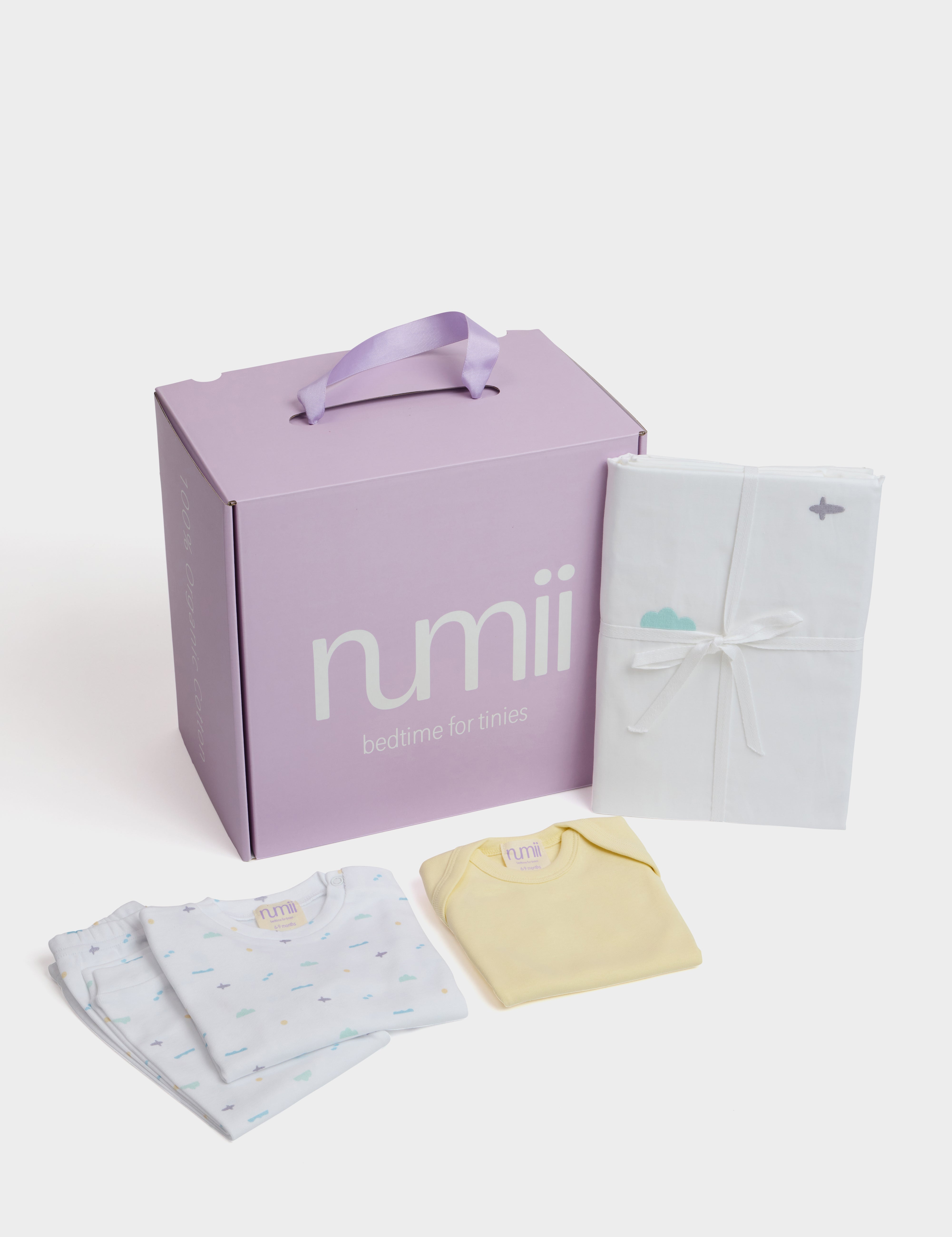 Bedtime Box
 #5 | סט מצעים בשילוב סט ביגוד